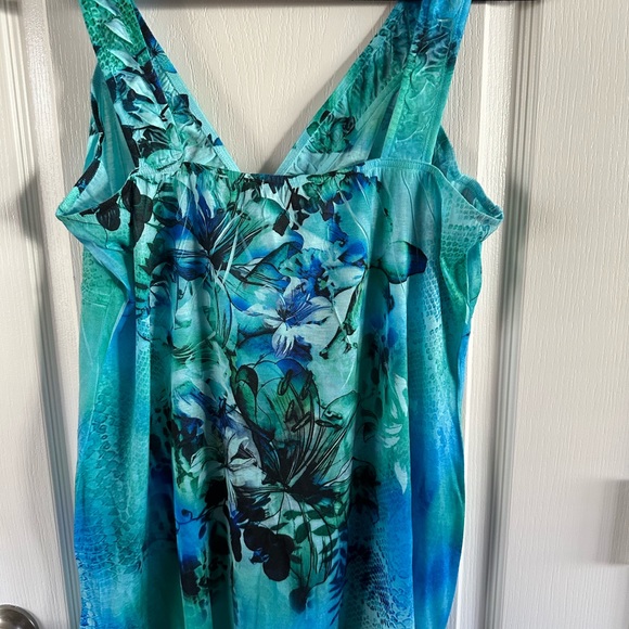 NWT Tank B.L.E.U with sparkle accent on front. XL - Picture 6 of 7